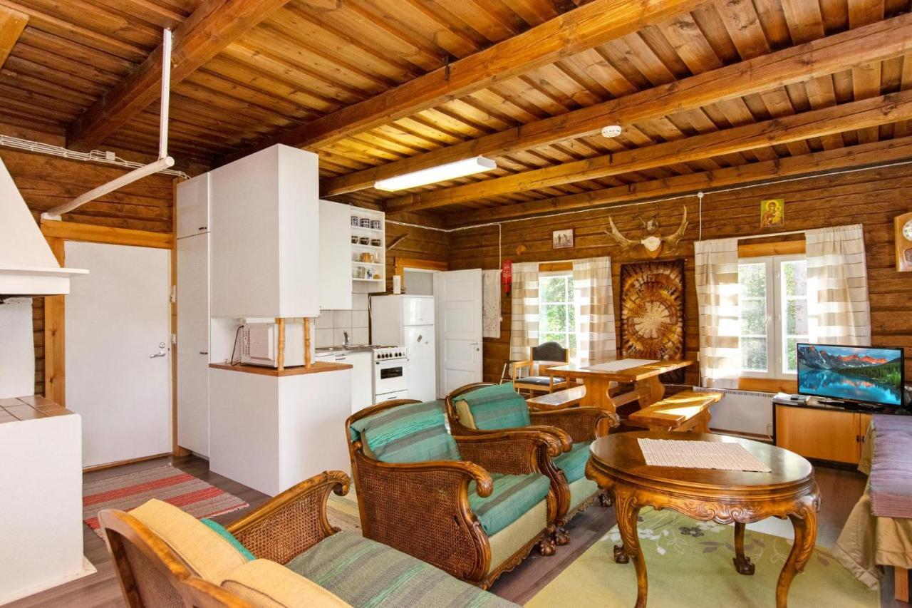 Hottituvat Villa Kosula Buitenkant foto