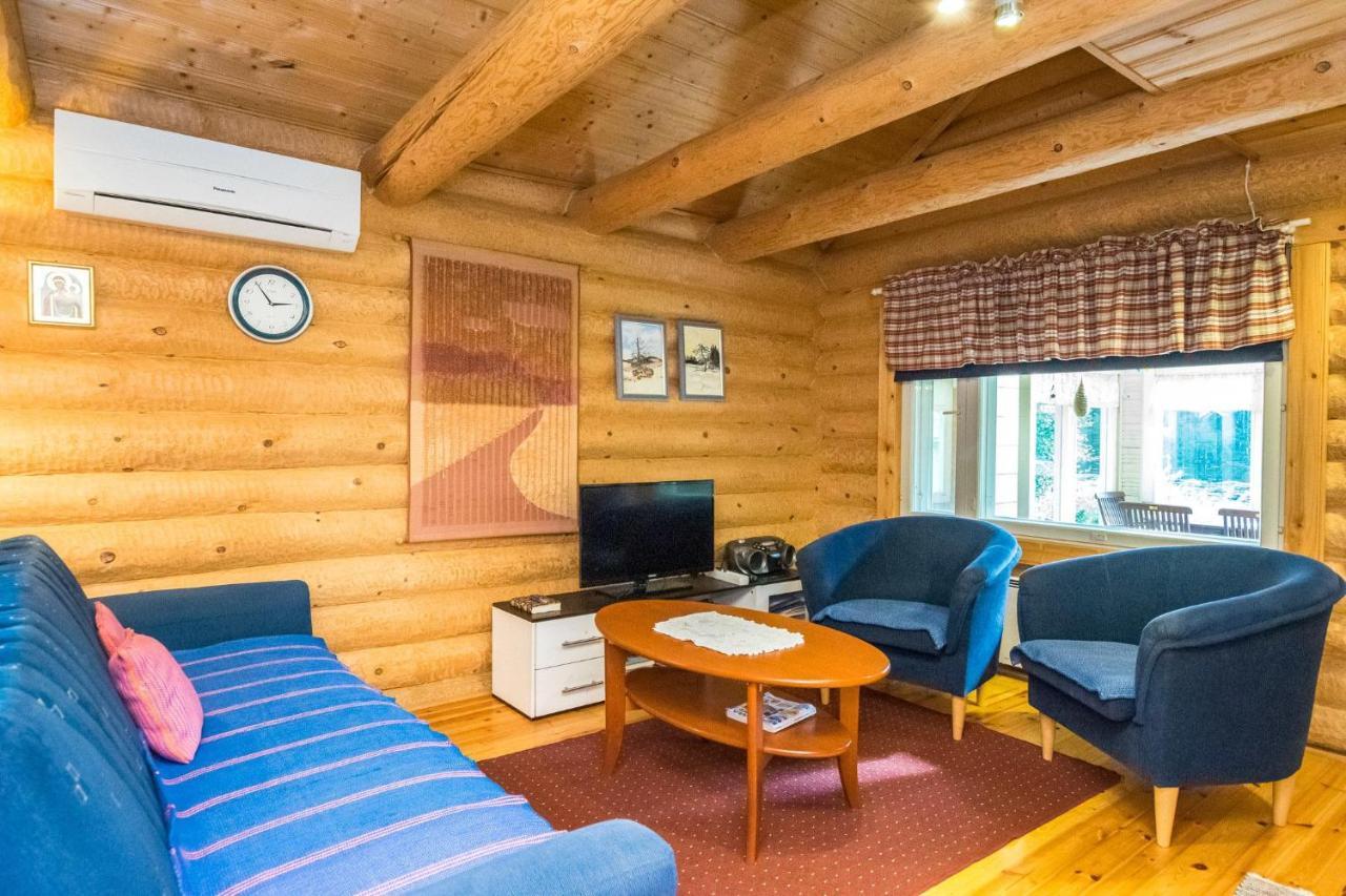Hottituvat Villa Kosula Buitenkant foto